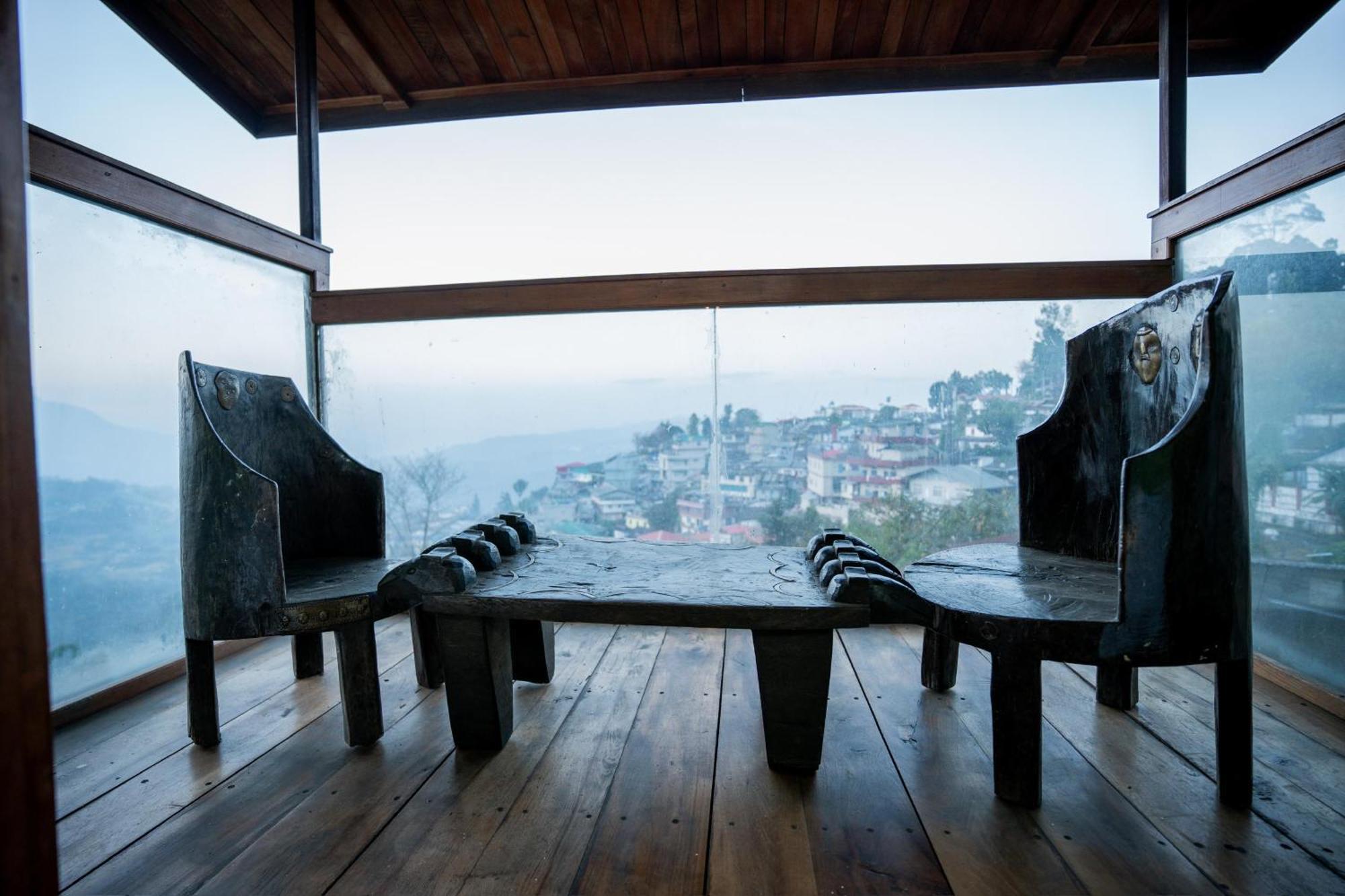 2K Hotel Kohima Buitenkant foto